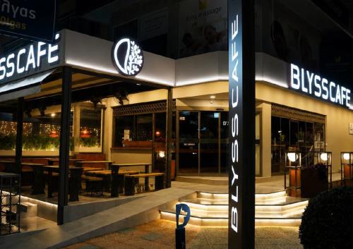 FRANCHISE BLYSSCAFE Luxury Street Coffee FRANCHISE 01